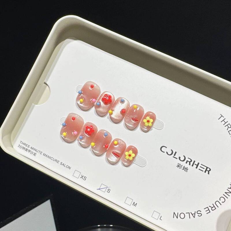 【Soft Heart Flower】Purely Handmade Short Cute Bead Nail Art Whitening Nail Stickers