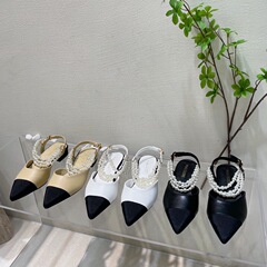 小香風メアリー珍早秋の先端ファッション真珠浅口単靴中空t字バックルフラットとフラットサンダル