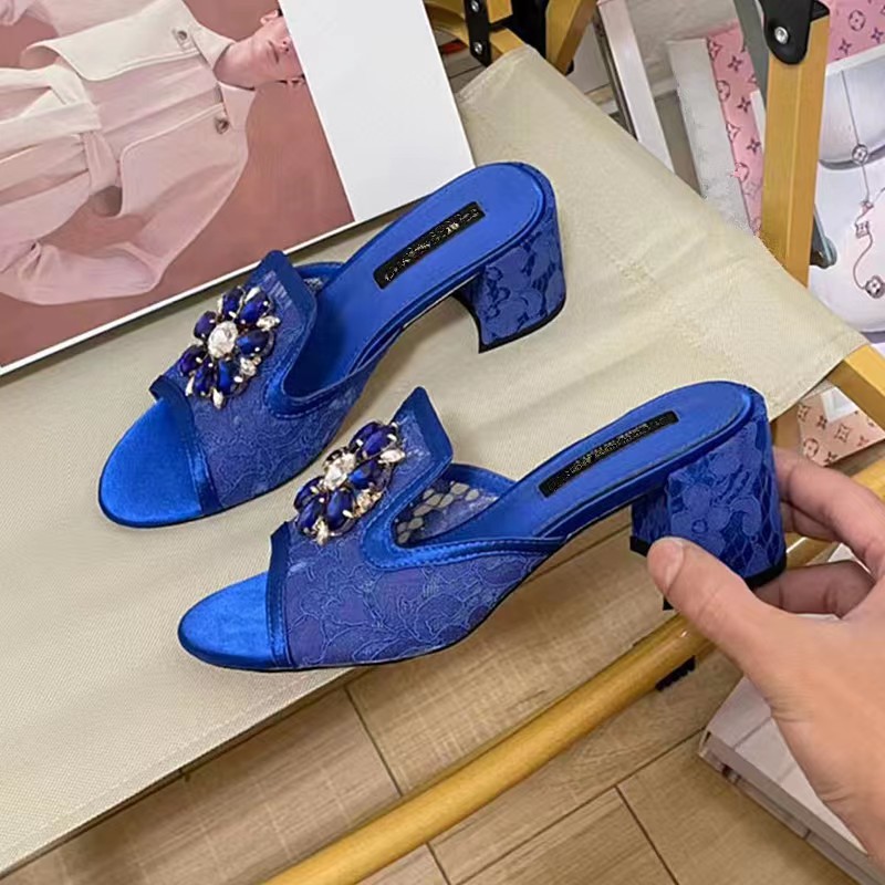 Sandali donna con tacco largo in pizzo e strass blu_voghion.com