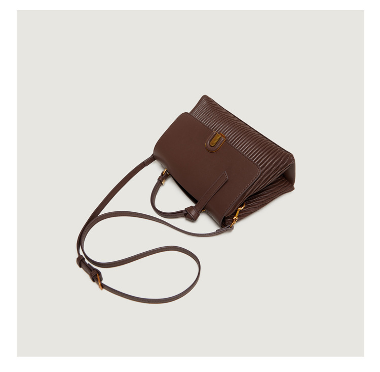 Fashionable Women's Handbag Large Capacity Soft Leather Crossbody_voghion.com