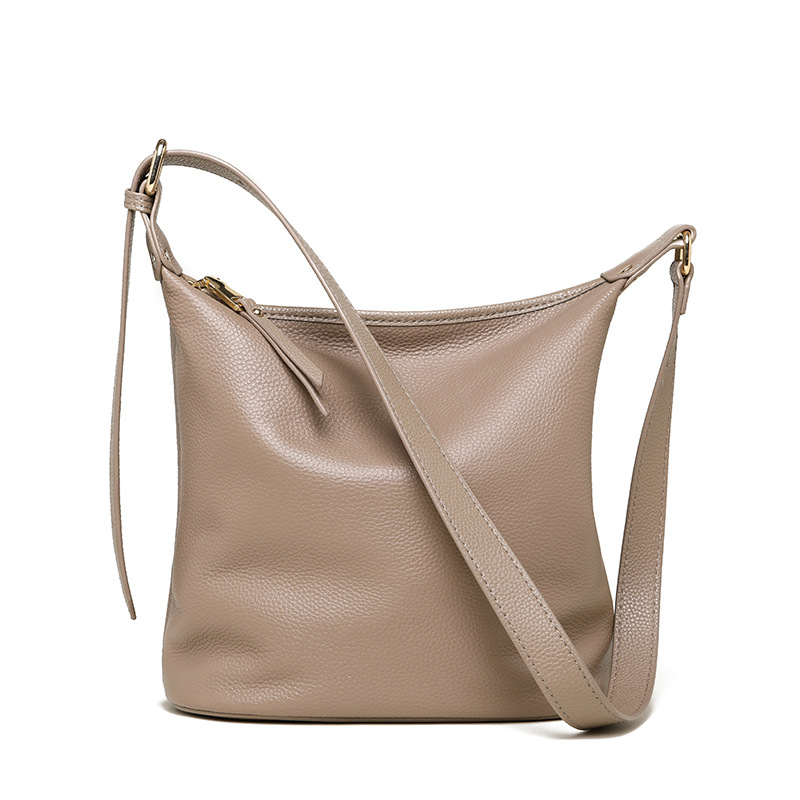 Genuine Leather Bucket Bag Large Capacity High-End Women's Tote For Work Commuting Fashion Simple Soft Leather Shoulder And Crossbody Bag - Thumbnail 8