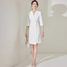 春夏时尚中袖白色双排扣设计感连衣裙西装领气质珠宝店工作服正装