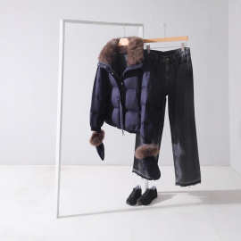 现货骆驼绒真丝加厚鹅绒服带手套 可拆羊皮毛领宽松高领羽绒服女