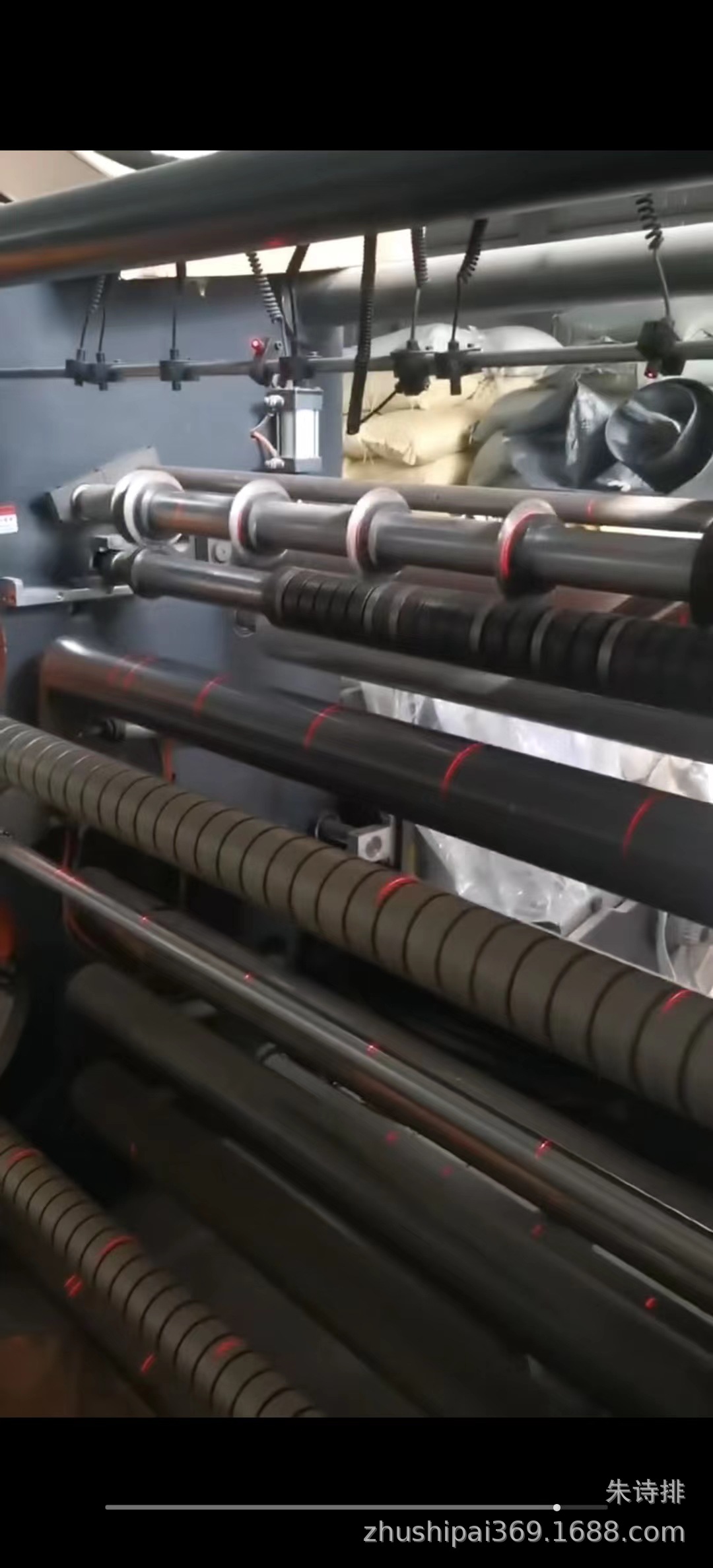 出售1米6 高速分切机 速度500 放料无轴 带红外线需要的联系