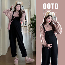 孕妇装背带裤春秋季潮妈新款牛仔慵懒风套装休闲两件套时尚小个子