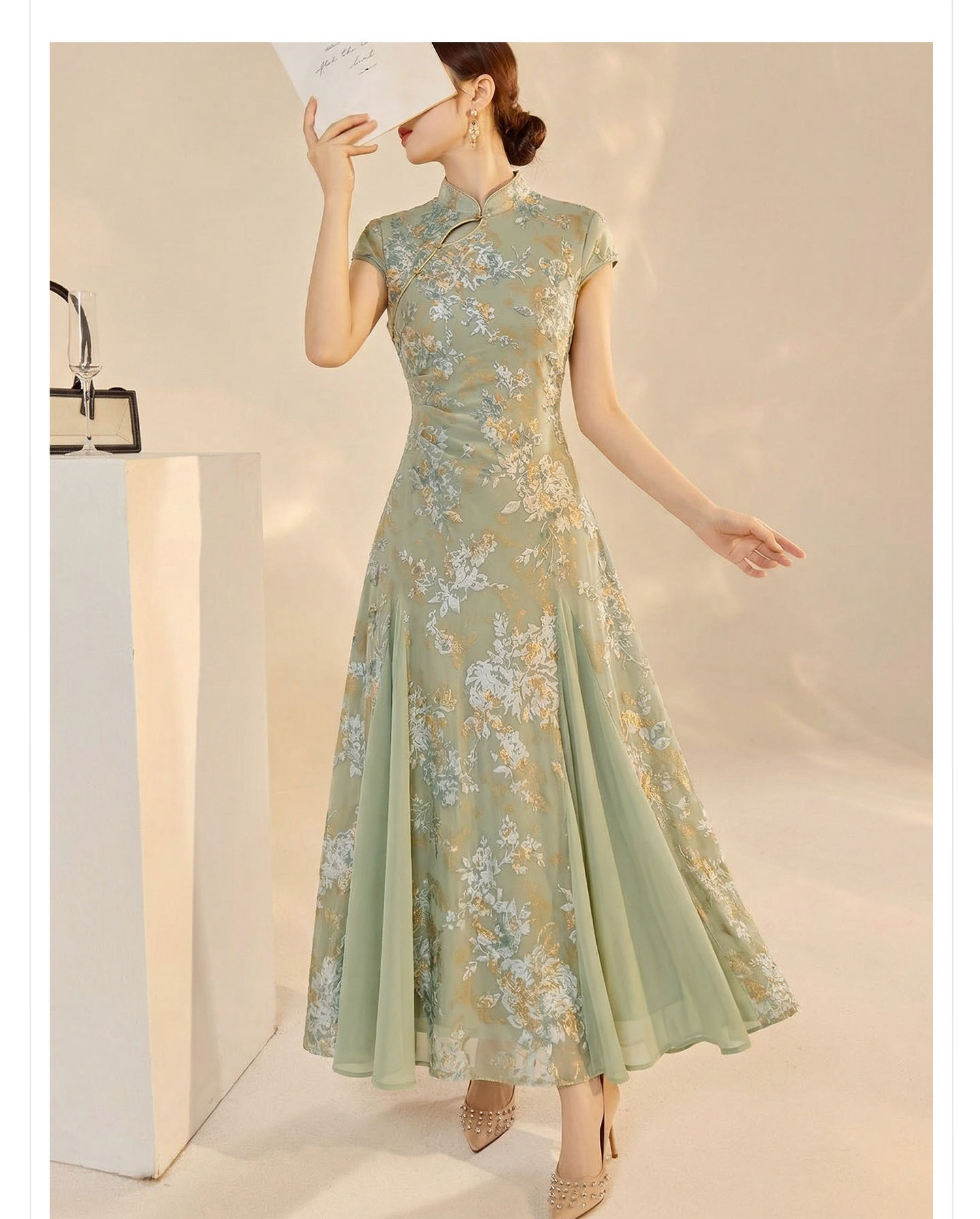 Váy sườn xám cổ đứng họa tiết jacquard chạm rỗng phong cách Tân Trung Hoa mùa hè — Xanh lá cây nhạtcolor chi tiết 12