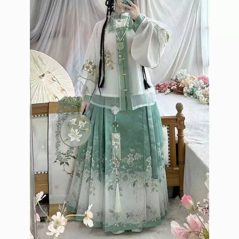 Весенне-летняя и осенняя новая юбка Hanfu с лошадиной лицом, комплект из трех предметов, новый женский китайский стиль с вышитыми рукавами пипа