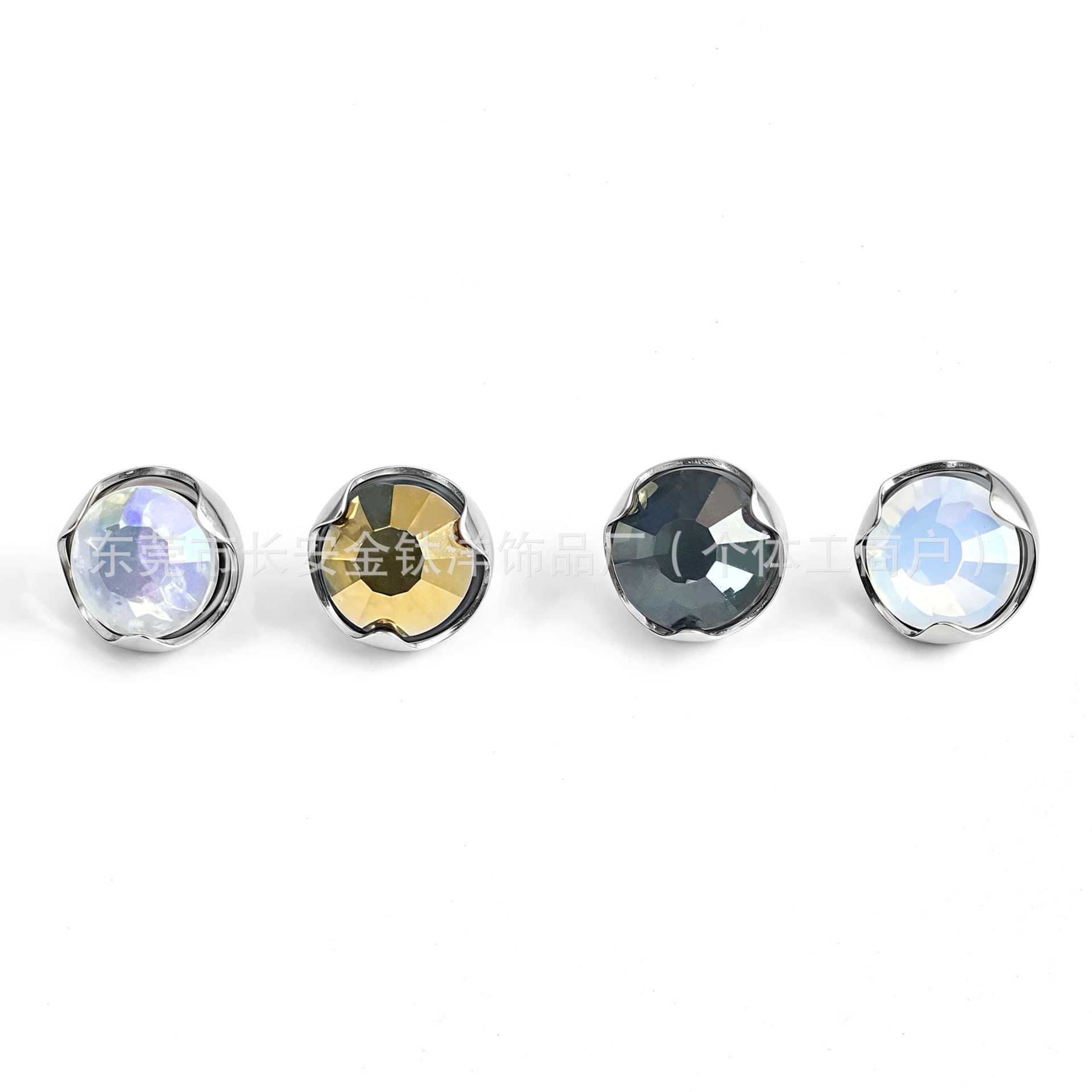 Pointed titanium steel lip stud product view