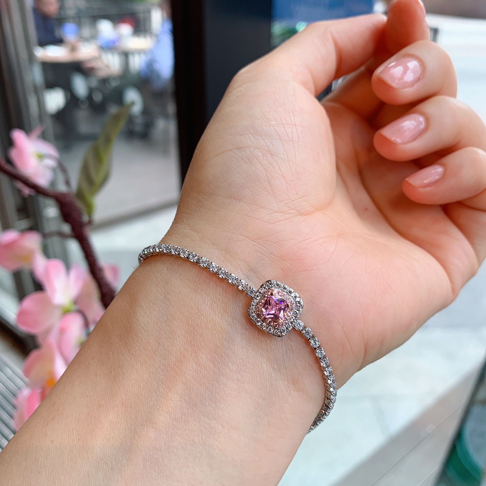 Pequeño Libro Rojo popular pequeño cuadrado anillo de azúcar flash ZIRCON s925 aguja de plata Rosa diamante pendientes pulsera anillo Amazon Accesorios