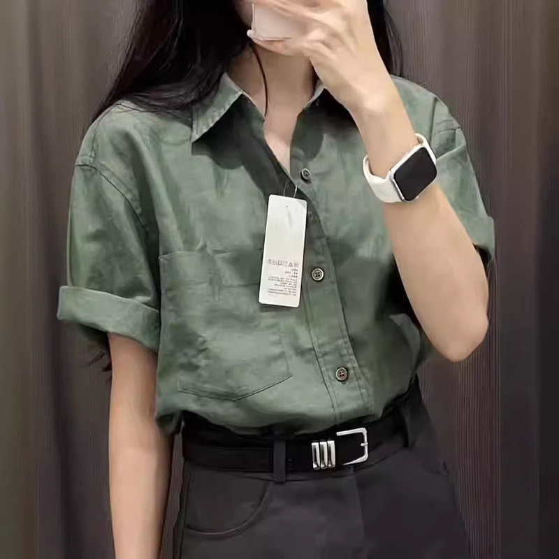 Green Cotton and Linen Short-Sleeved Shirt for Women, Summer Thin Style, High-End and Super Stylish Linen Shirt with Polo Collar Green Cotton and Linen Short-Sleeved Shirt for Women, Summer Thin Style, High-End and Super Stylish Linen Shirt with Polo Collar