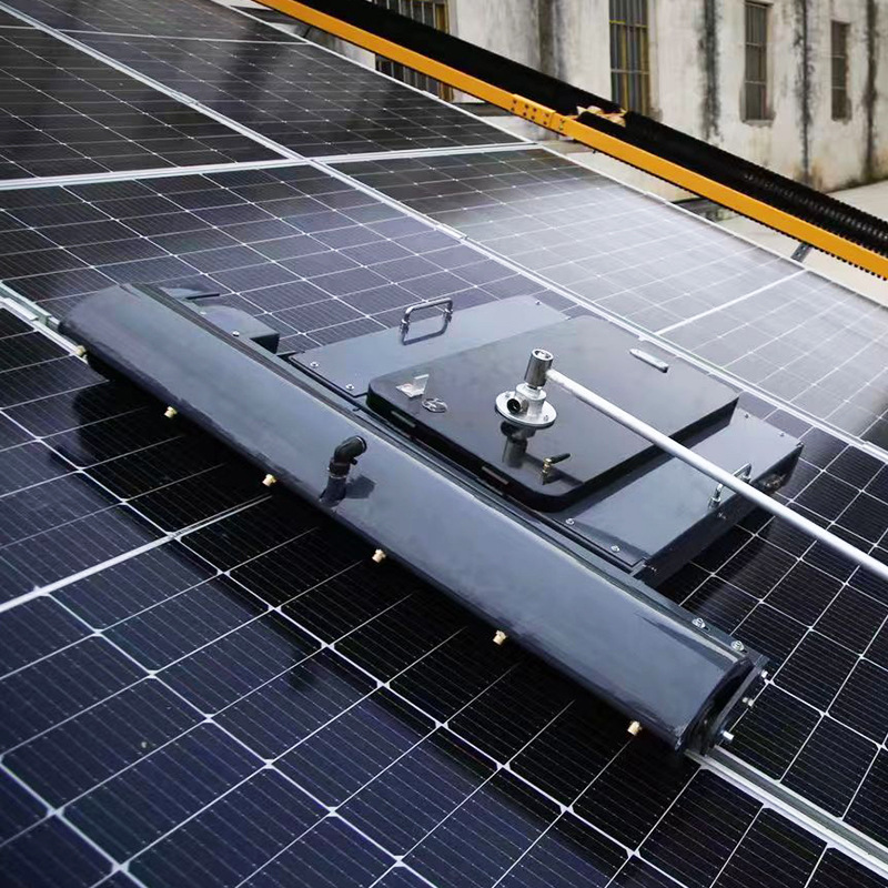 遥控光伏板清洗机太阳能板水洗除尘清扫机遥控履带光伏清扫机器人