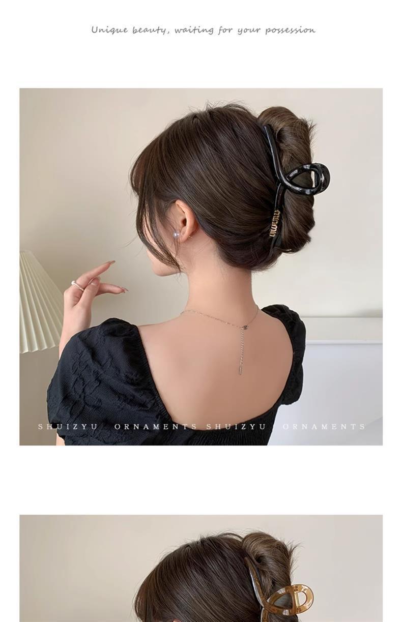 Übergroße Buchstaben-Kreuzklemme Hai-Clips Haarspange für volles Haar am Hinterkopf Premium-Haarschmuck Wholesale