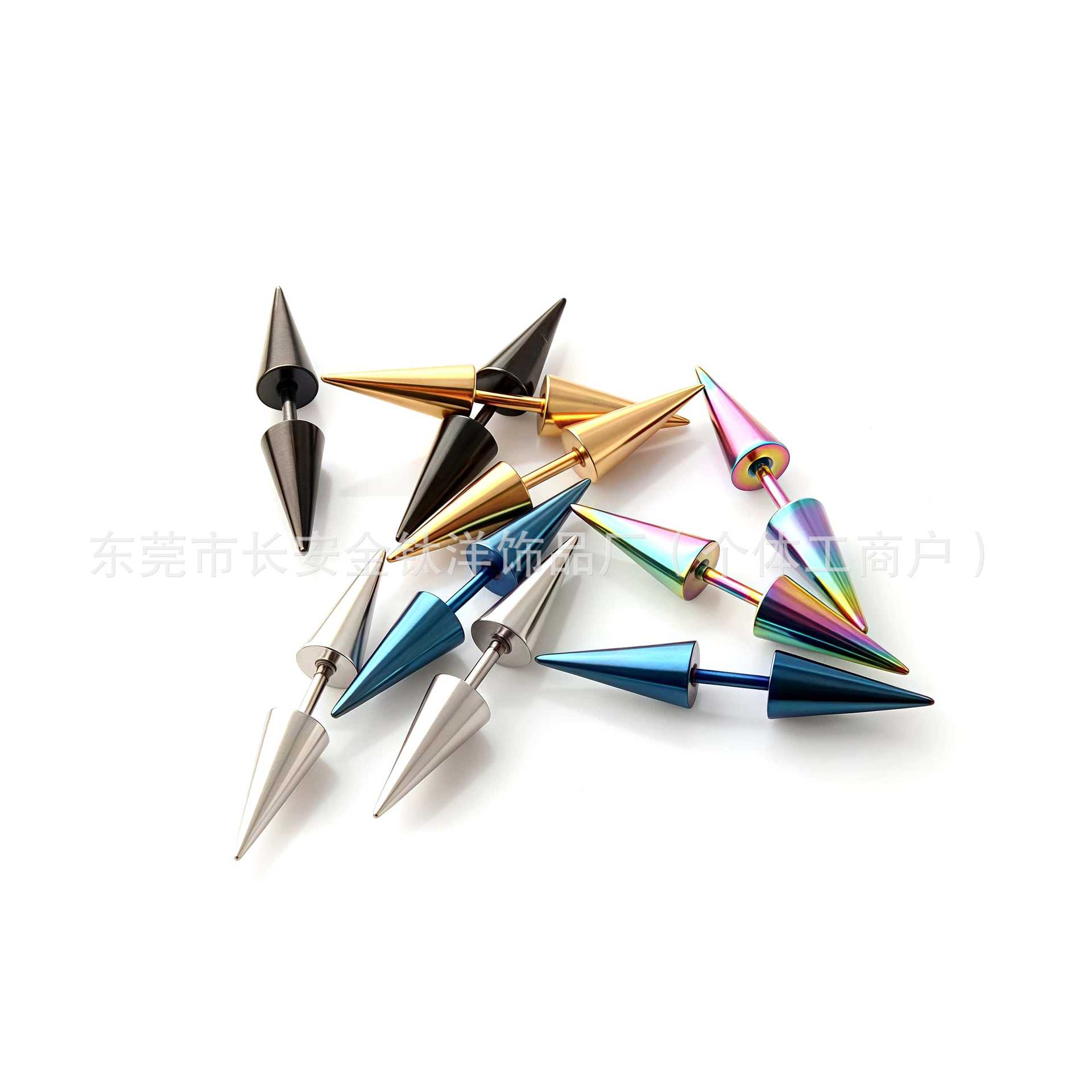 Pointed titanium steel lip stud product view