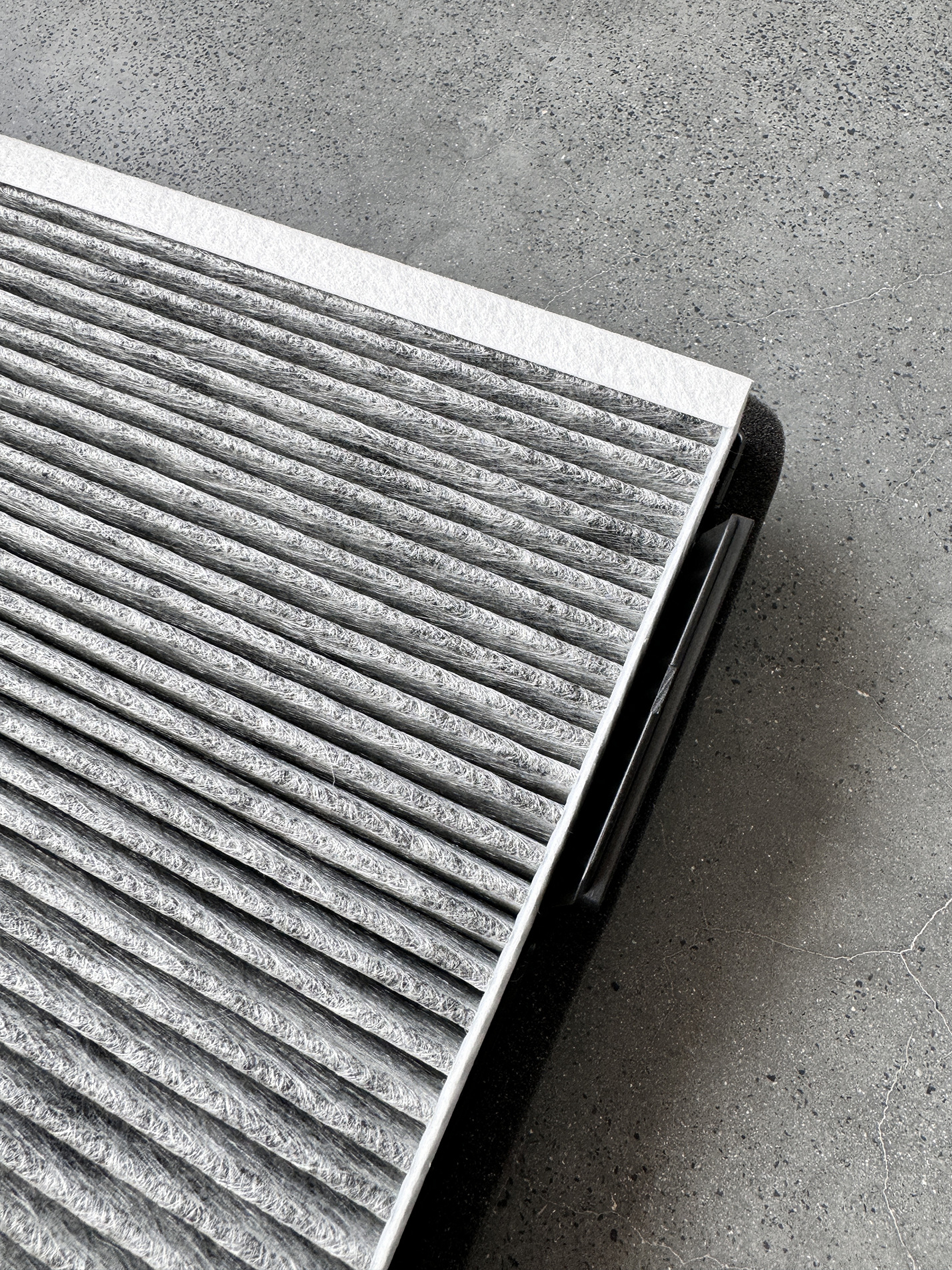 Suitable for Tesla Model S/X external air conditioning filter HEPA air conditioning filter 1647254-00-A