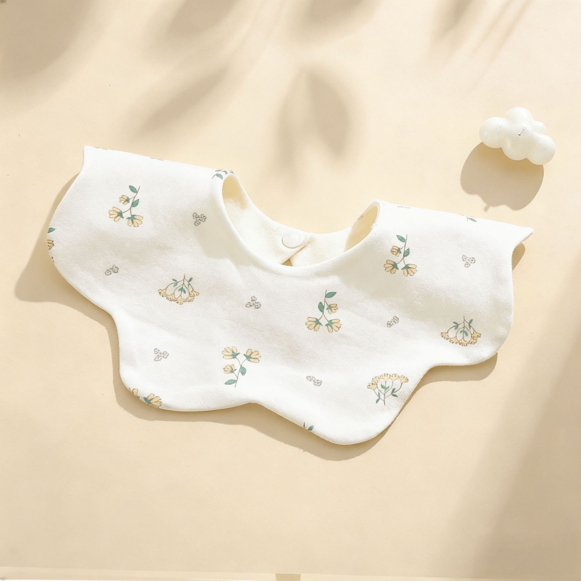 Knitted waterproof bib-lucky flower