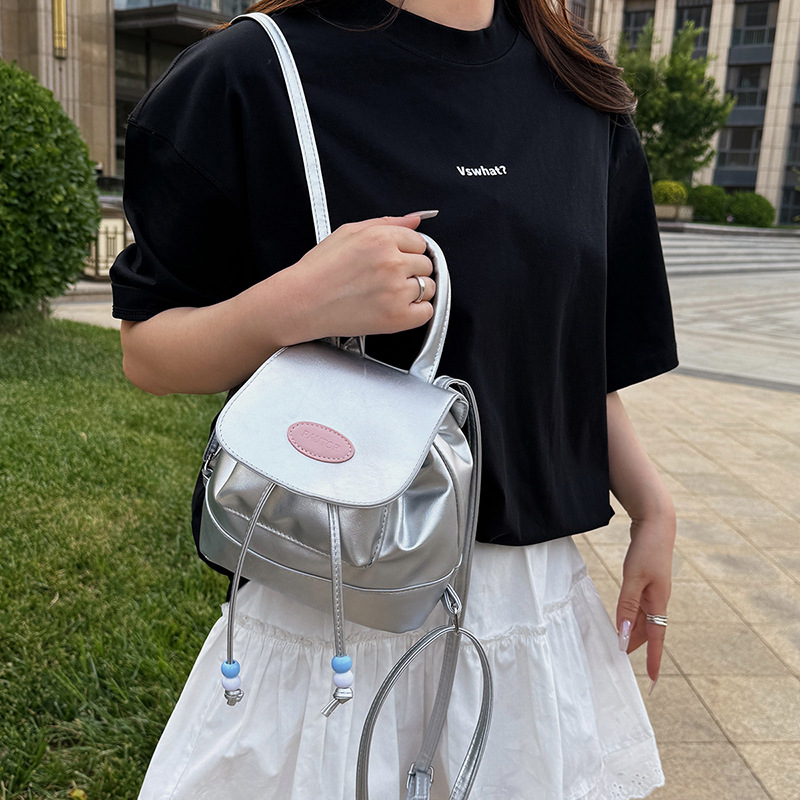 Bolsa de hombro retro estilo académico para mujeres verano 2025 nuevo estilo coreano color de contraste mochila versátil bolso de cubo portátil