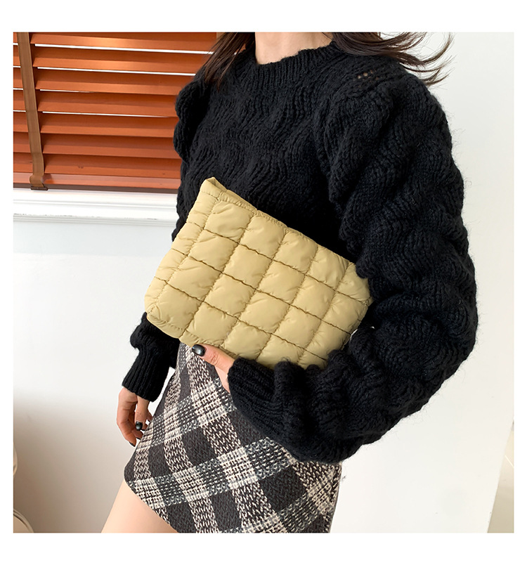 175g Weight Synthetic Leather Lining Material Magnetic Buckle Closure Type / Strap Type Clutch Bag Bags Type Holiday, Travel Occasion Cotton Material Lattice, Solid Color Pattern All Seasons Season Women's Gender Basic, Classic Style Style Medium Size Basic Classic Style Lattice Solid Color Cotton Makeup Bags 16