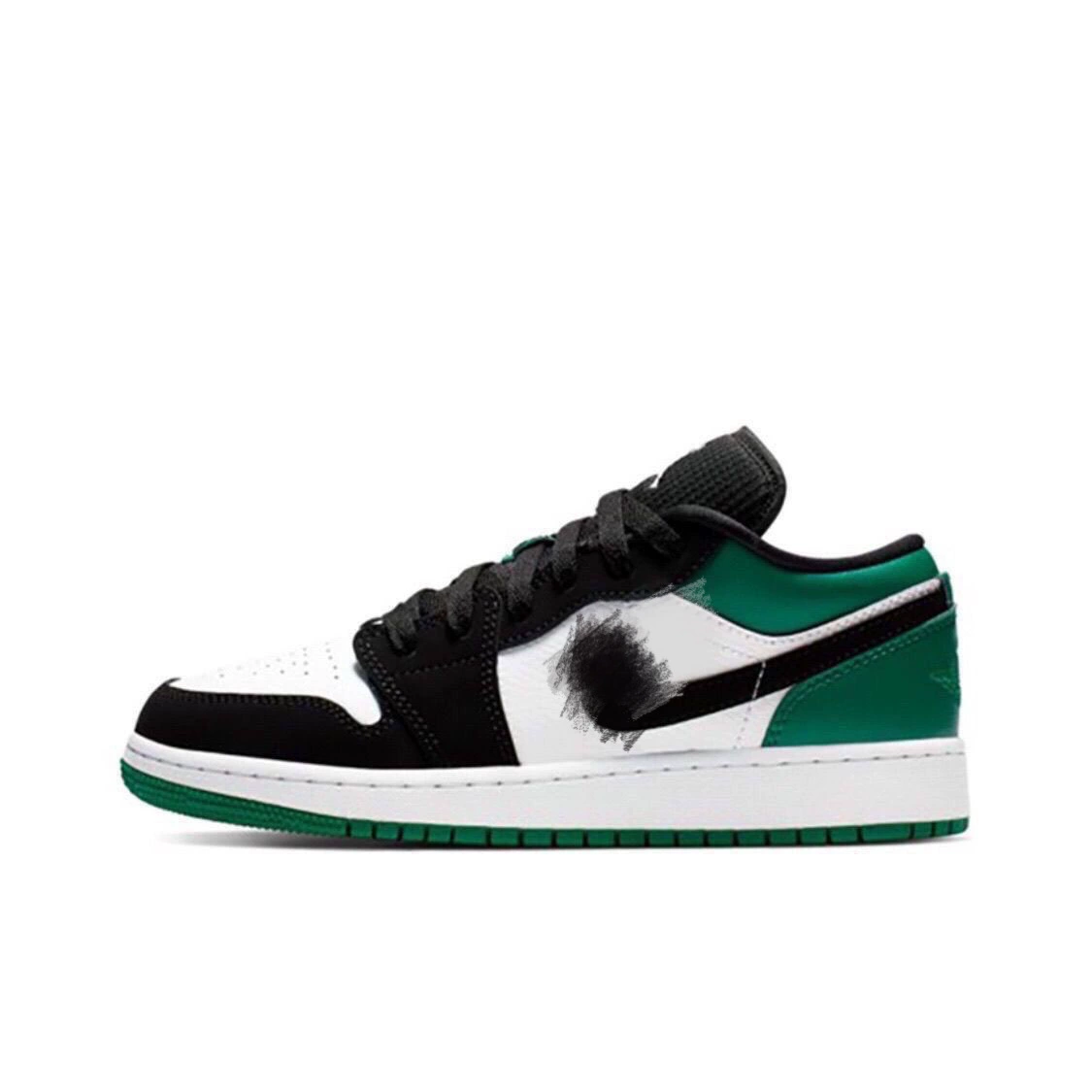 Кроссовки AIR aj1 с низким верхом, цвет "барб" в цвете "Северная Каролина", сине-серо-бело-дымчато-серо-черные.