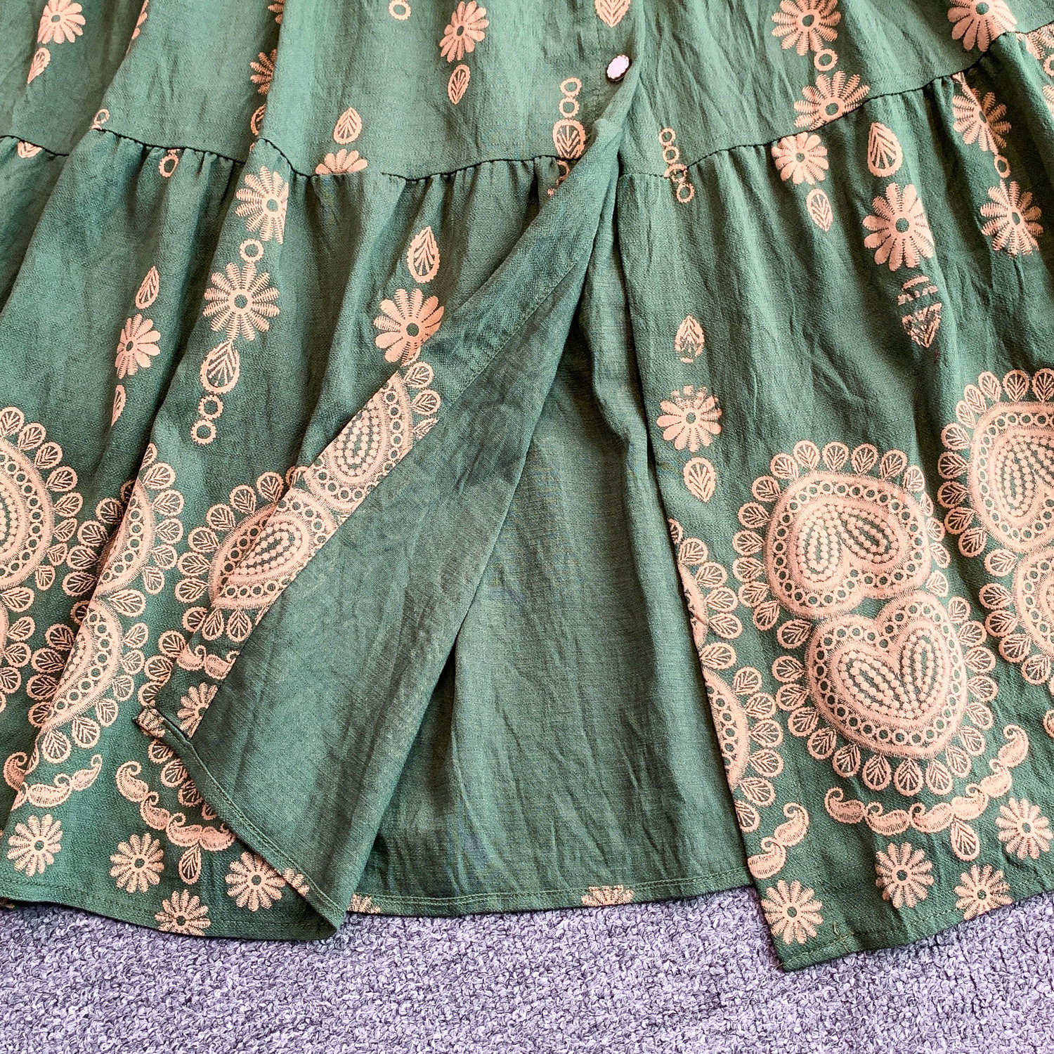 Women's French Retro Heavy Embroidery Lapel Dress Korean Style Single-Breasted Slimming Ruffled Long Skirt Summer Dress_ecoleips.com