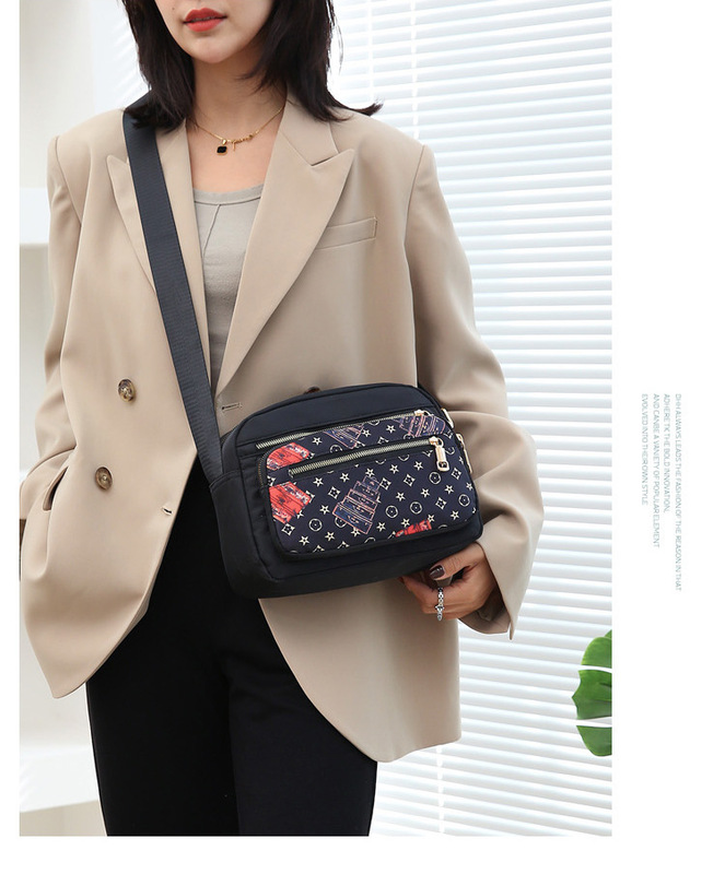 New Waterproof Middle-aged and Elderly Printed Nylon Women's Bag Single Shoulder Crossbody Bag Canvas Bag Large Capacity Fashionable Mummy Women's Bag