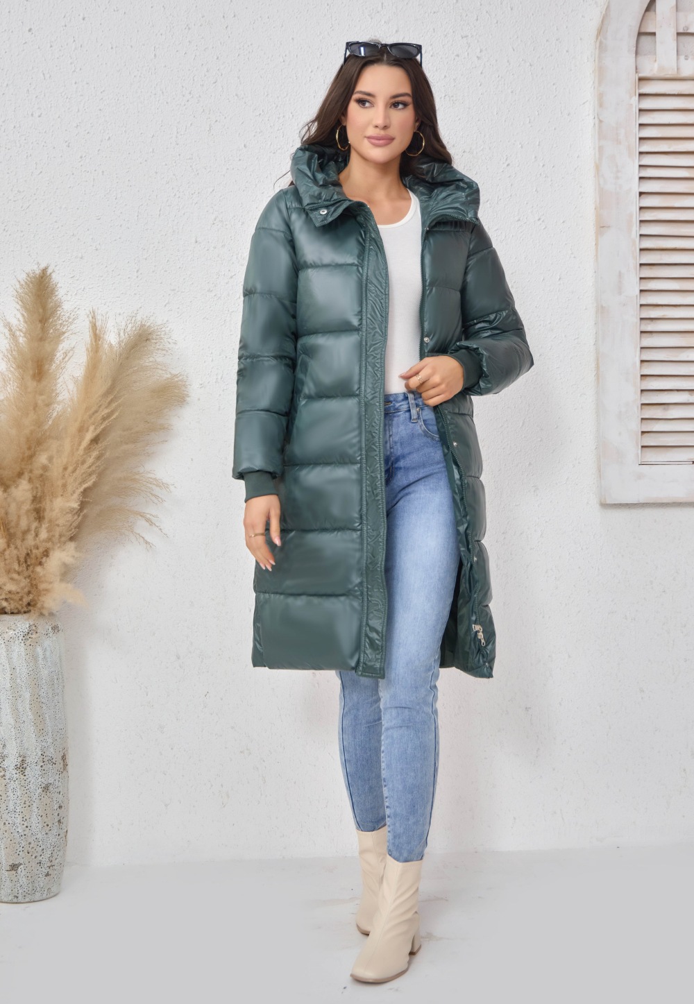 Langer Damen-Wintermantel mit Kapuze, dick gesteppt, modische und elegante Outdoor-Jacke, auch in großen Größen erhältlich_voghion.com