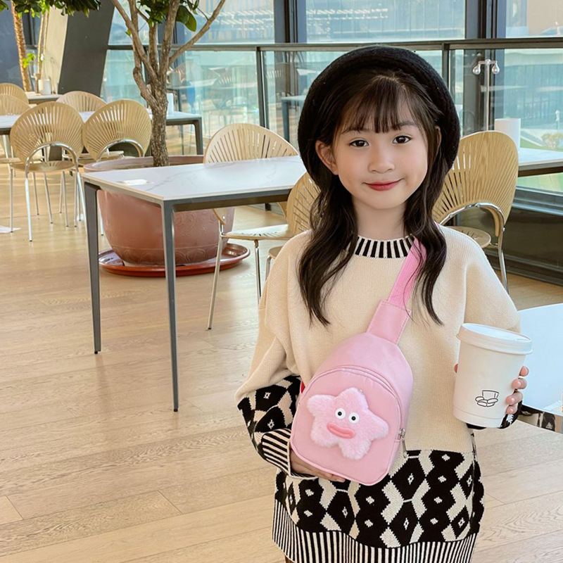 Bolsos lindos para niñas, bolsos de dibujos animados para niños, 2025 nuevos bolsos de pecho de peluche para niñas, bolsos de cambio para bebés