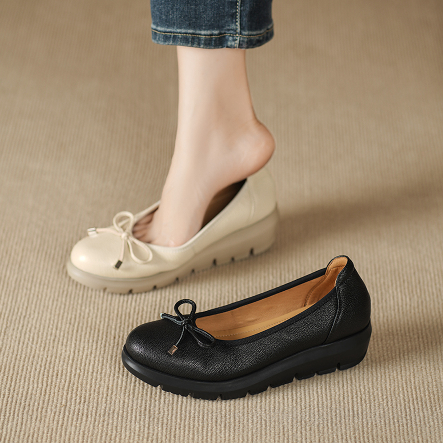 Giày lười nữ đế dày 4,5 cm mũi vuông da cừu mùa thu đông — đen