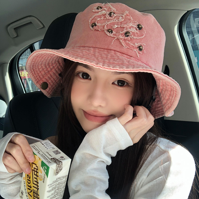 Sombrero de montañismo Sombrero de pescador de protección solar para mujer Sombrero de gorro grande 2025 Nuevo estilo Sombrero de vaquero occidental pequeño