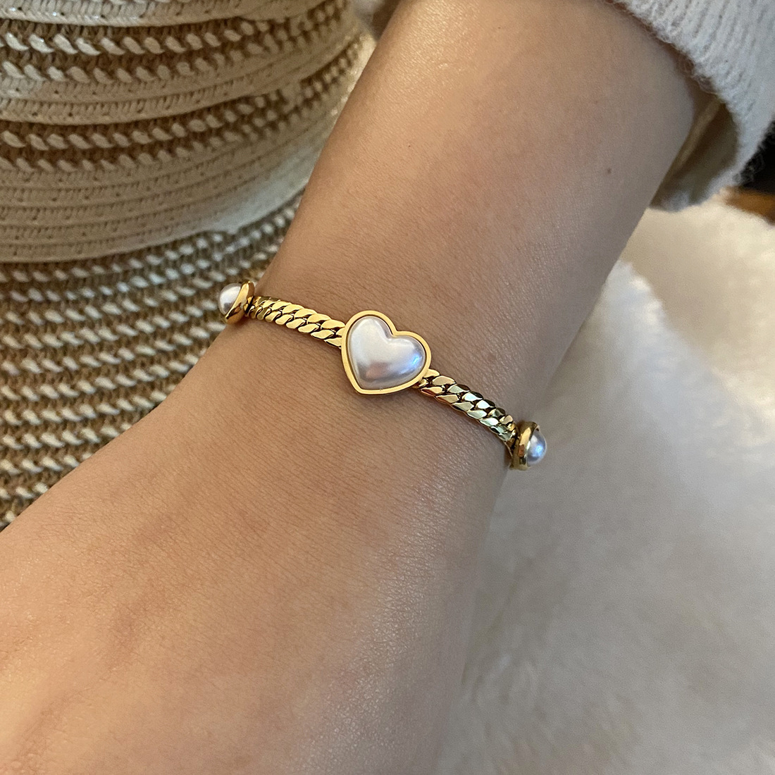 Collana con cuore di perla e set di gioielli in acciaio oro_voghion.com