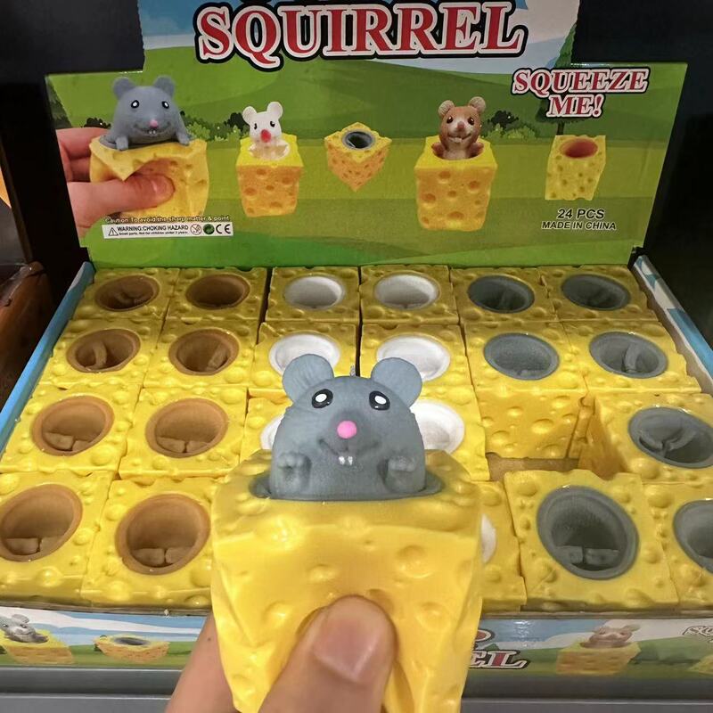 抖音と同じスタイルの押し出すニンジンうさぎの絞りカップ、ポケットサイズの動物のストレス解消おもちゃ、卸売|undefined