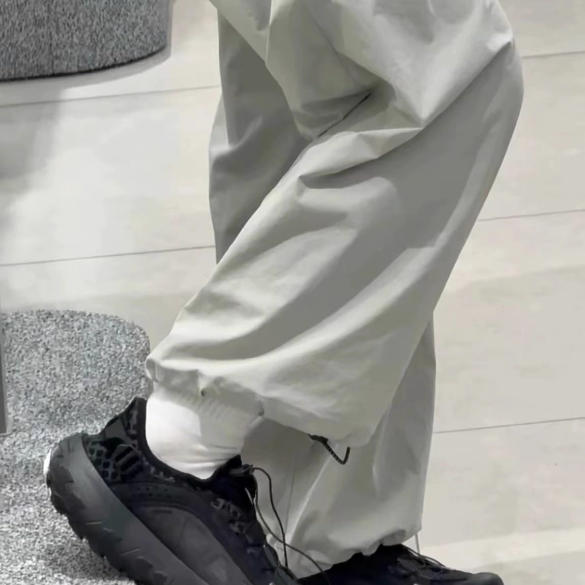 官方正品黑色户外登山溯溪鞋男士女款凉鞋沙滩涉水夏季外穿轮胎鞋