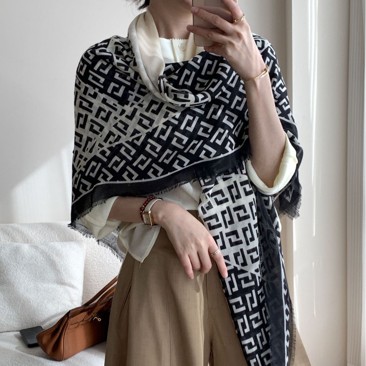 Moda algodón y lino sensación toallas cuadradas en forma de círculo geométrico protector solar para mujeres otoño y invierno nuevo temperamento color combinación toallas cuadradas