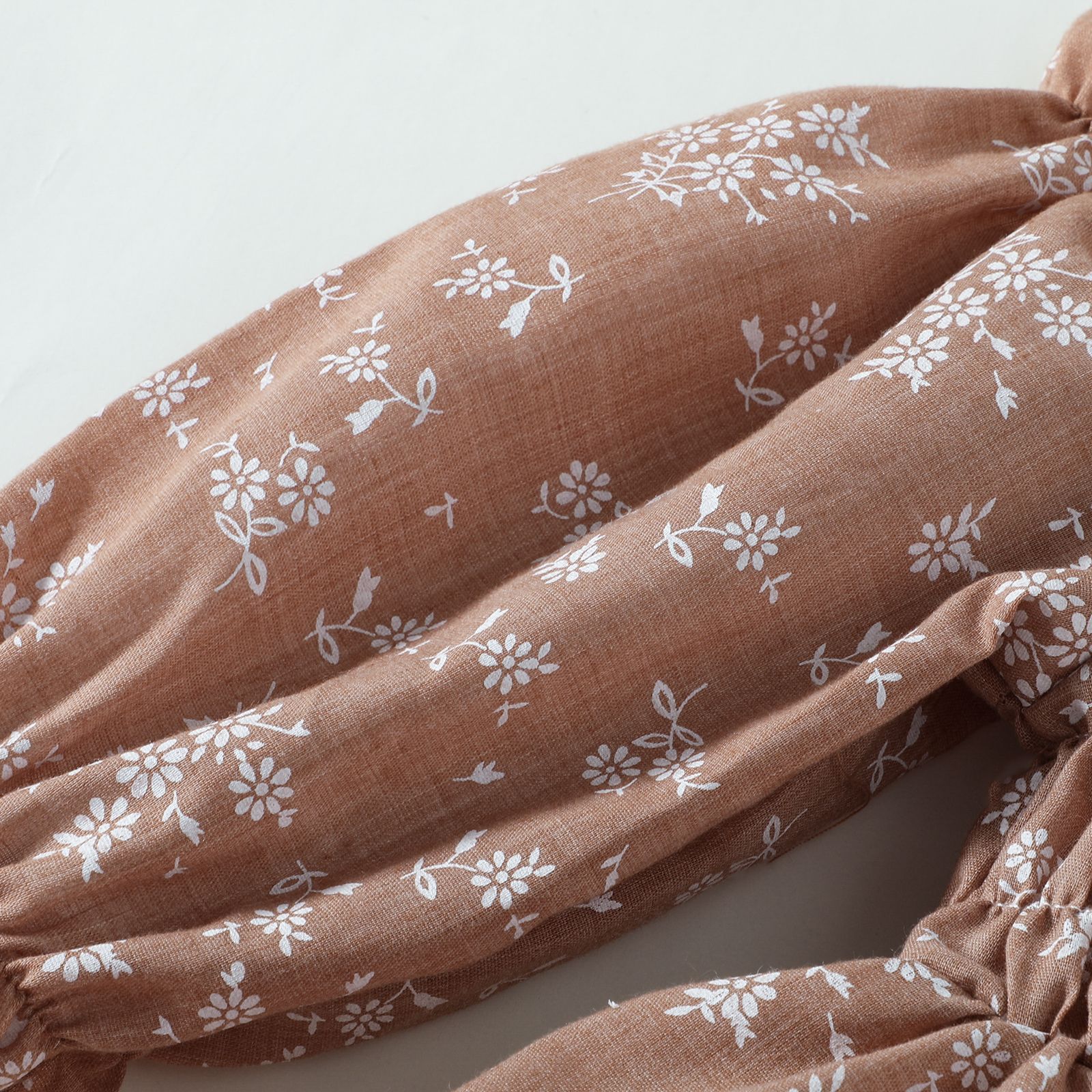 Title 7, Europäischer und Amerikanischer Baby Mädchen Fl...