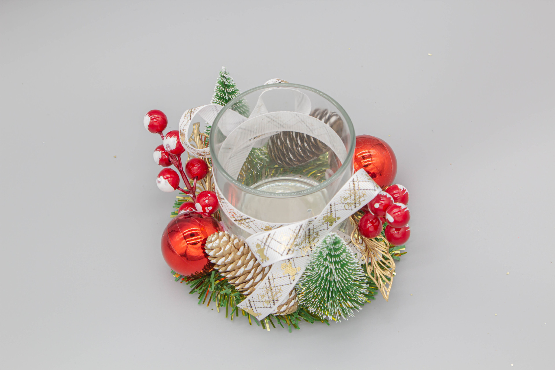 Decoraciones navideñas personalizadas candelabro de plástico navideño flor de simulación guirnaldas de pino atmósfera decoración ornamentos artesanías