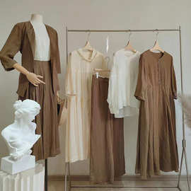 2025年春夏暖色系女装系列货高端品牌撤柜服装实体店拿货一手货源