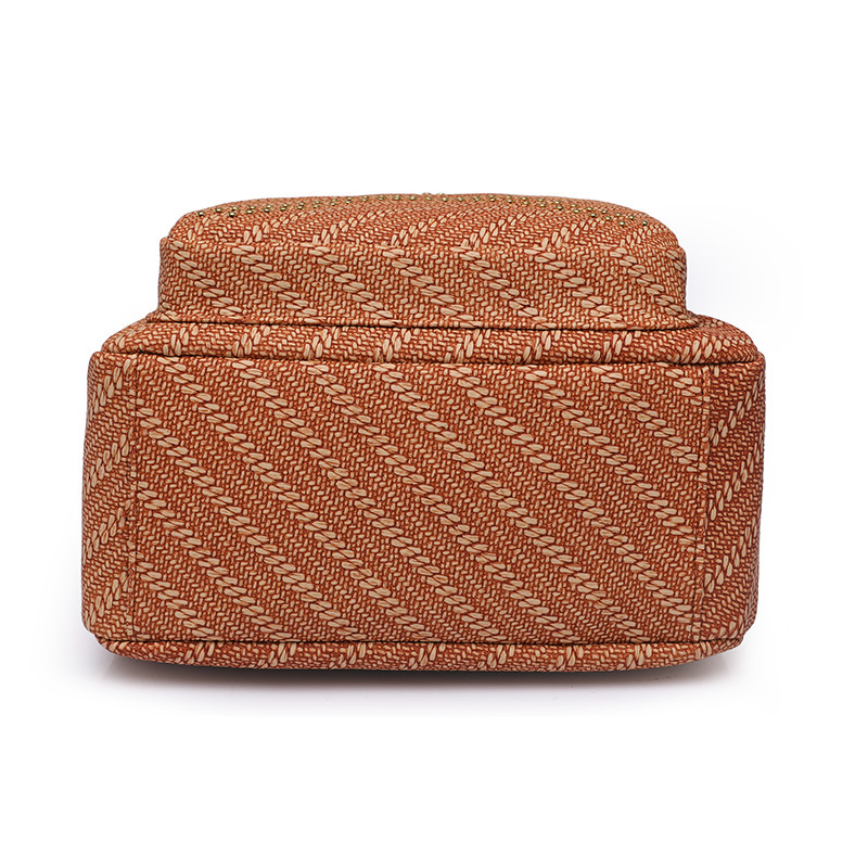 2023 primavera nueva mochila de cuero suave para mujer coreana moda urbana de gran capacidad remache mochila de viaje en nombre del cabello