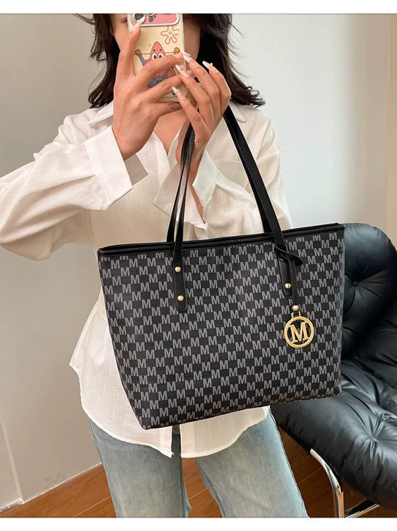 (Cross-border trading), universal shoulder bag, capacious one-shoulder bag