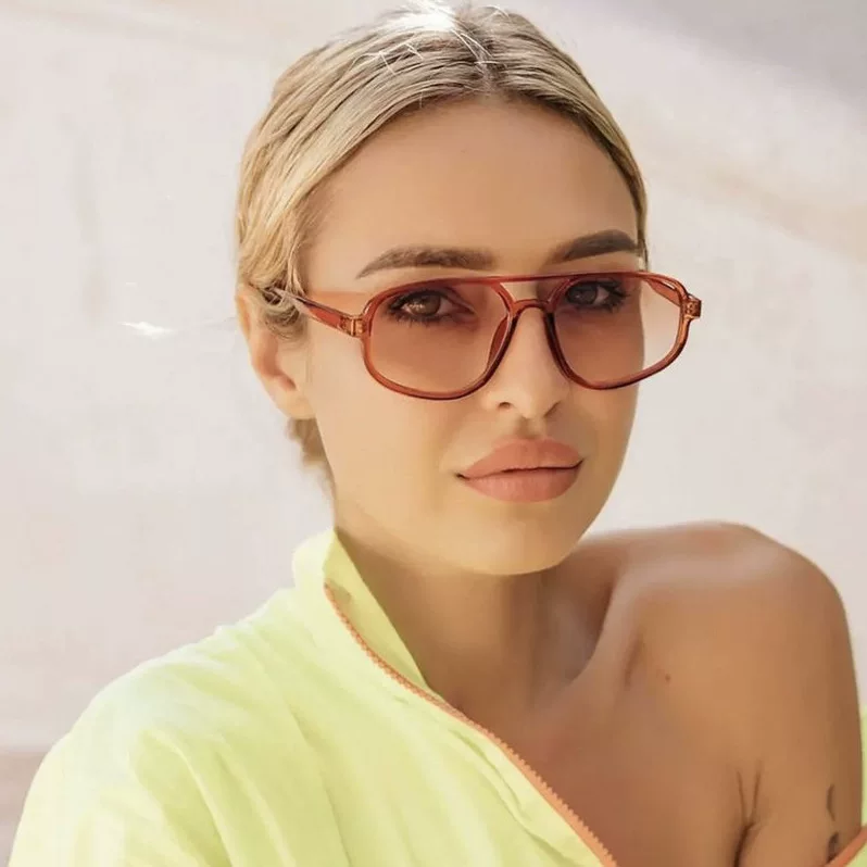Sunglasses retro 2022, solar-powered lenses, metal hinge frames, multi-color options
