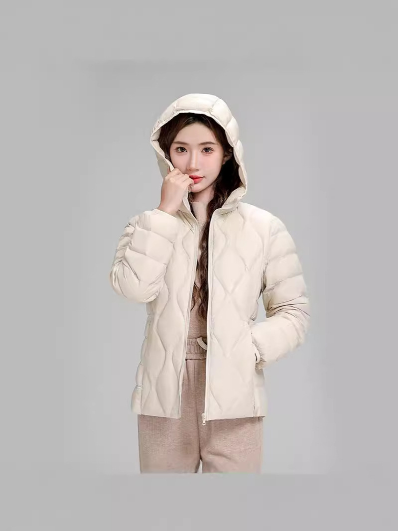 Chaqueta de plumón casual ligera de mujer moda polifacética blanca ligera caliente invierno y otoño abrigo delgado grande
