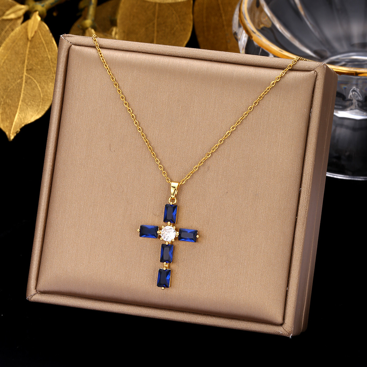 Retro Simple Style Cross Stainless Steel Plating Inlay Zircon Pendant Necklace display picture 2