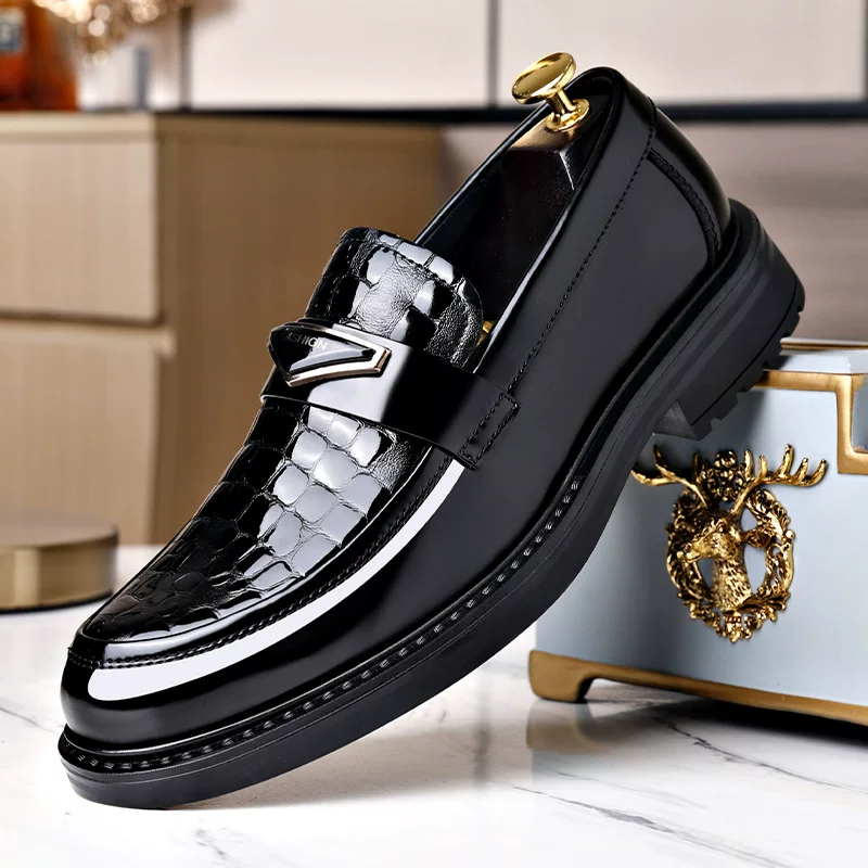 Loafers, classic suit English style, footwear, trend shoes for leisure for leather shoes, British style, soft sole