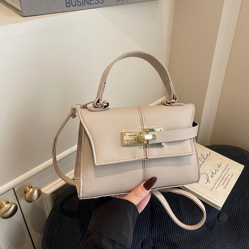 2026 New Cross-Border Trapezoidal Exquisite Design Lock High-End Fashion Single Shoulder Handbag Small Crossbody Bag For_voghion.com