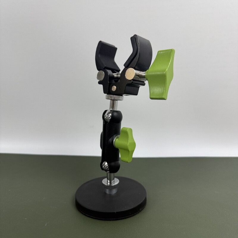 Strong Magnetic Base Round Tube Clamp 360-Degree Rotating Adjustable Microphone Flashlight Fan Holder Portable