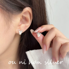 欧尼 韩国新款珍珠蝴蝶结耳钉S925纯银小众高级感甜美百搭耳饰女