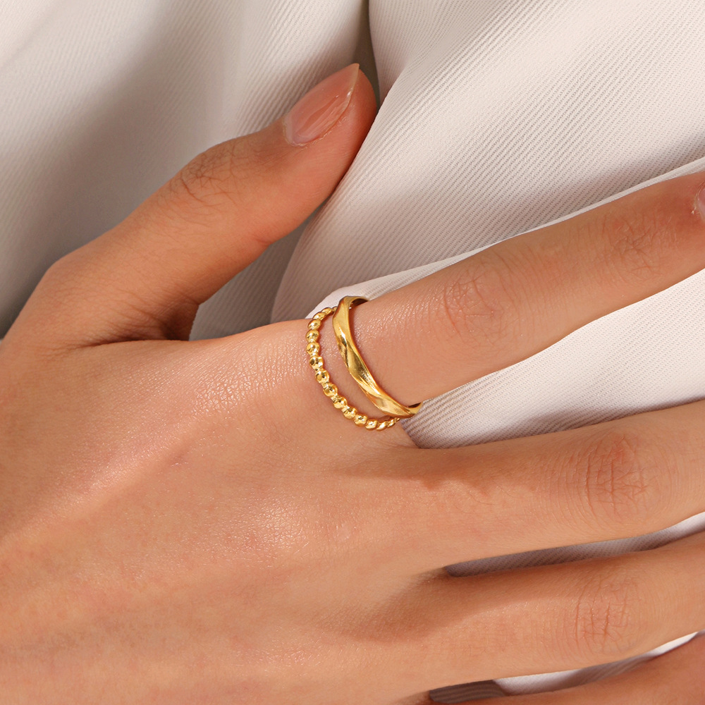 Europe and the United States popular double real gold plating titanium steel ring personality family style does not fade stainless steel ring ladies tide