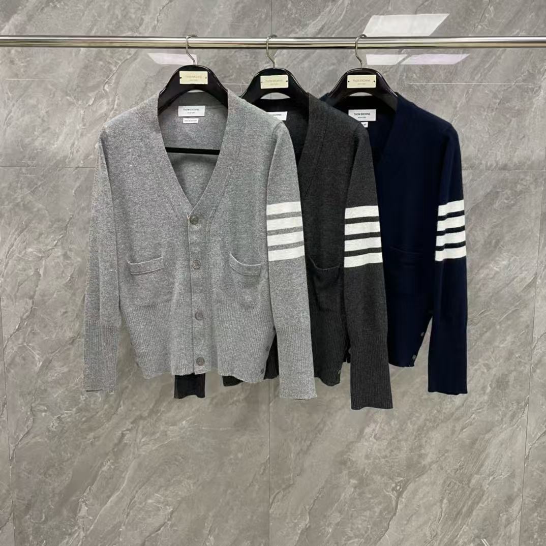 Factory Direct Tb Four-Button Classic Cardigan Cashmere Jacket for Men and Women, V Neck Casual Slim Knitwear