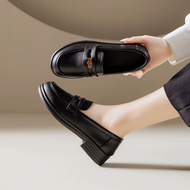Супермягкие золотые лоферы из натуральной кожи для женщин 2025, новый британский стиль, на толстом каблуке, маленькие кожаные туфли, однотонные балетки для женщин