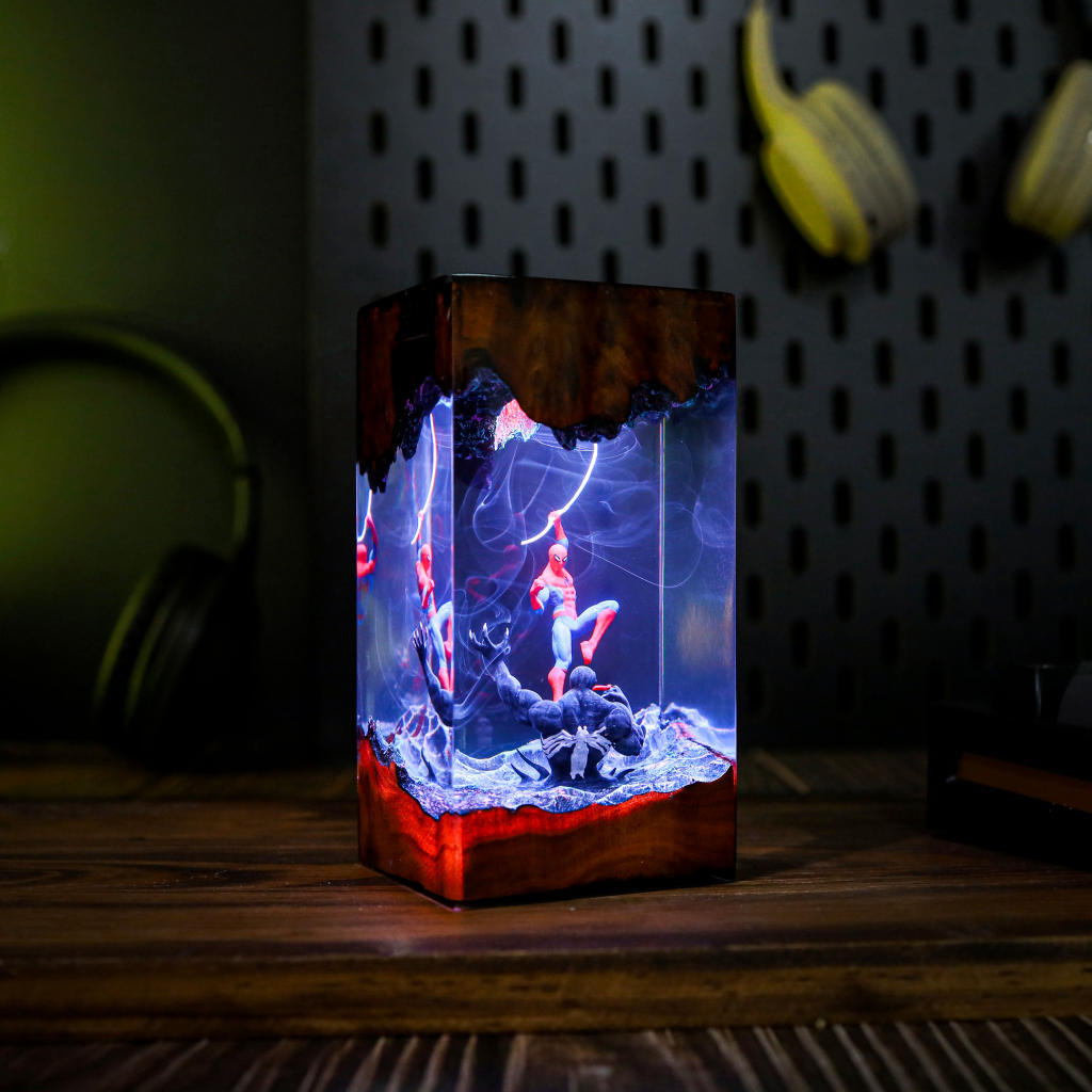 Resin Anime Night Light Desktop Ornament For Friends_voghion.com