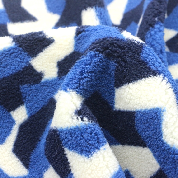 印花仿羊绒土耳其绒蚂蚁绒小颗粒羊羔绒印花阿尔泰迪绒仿羊绒布料