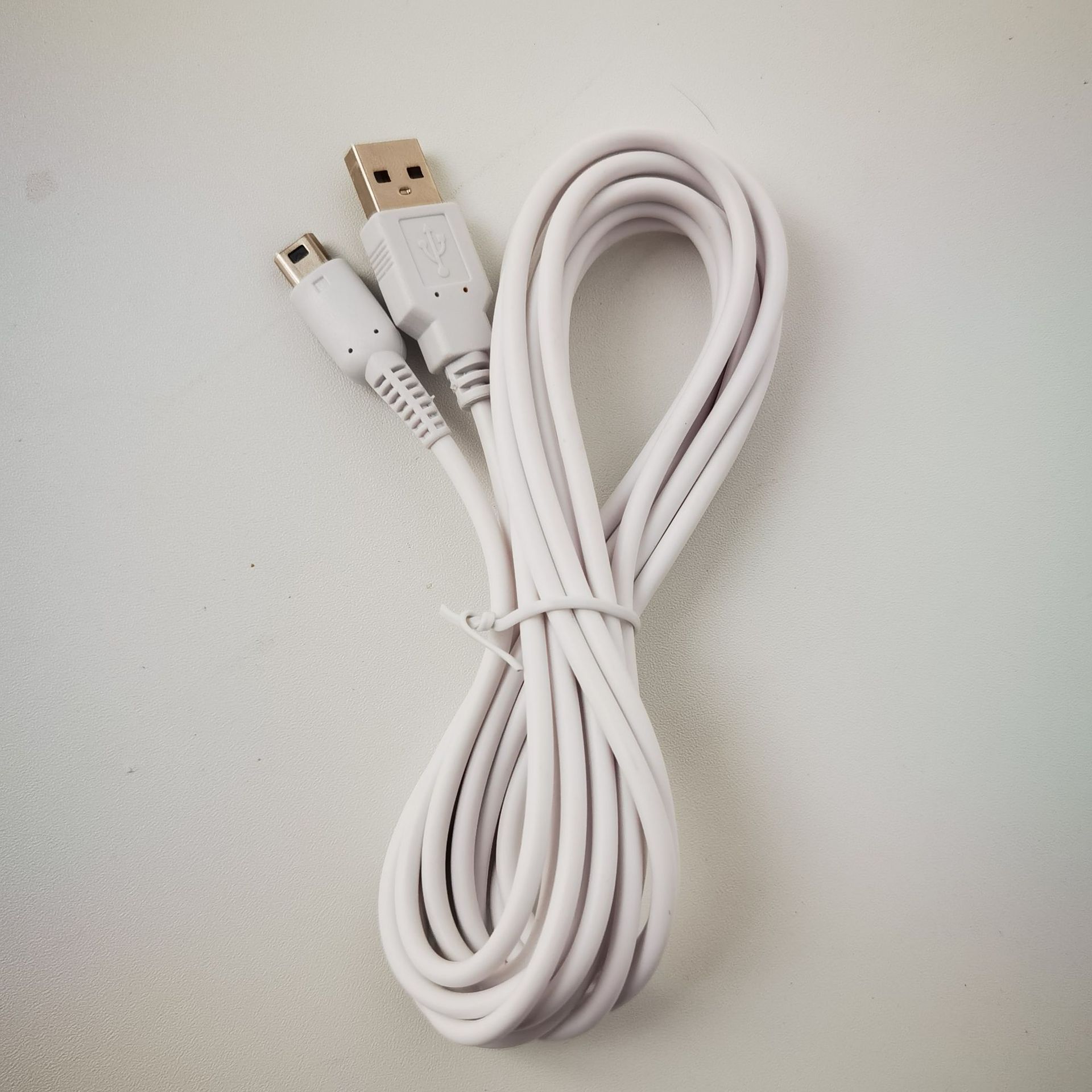 适用于任天堂WIIU手柄充电线USB充电线3M白色快充有CE认证